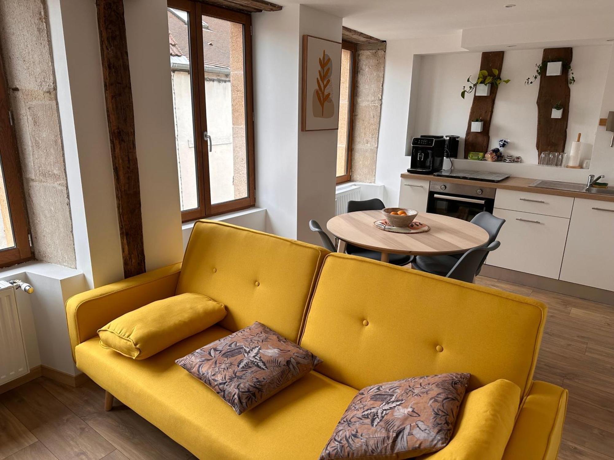 Les Remparts Apartment Langres Bagian luar foto