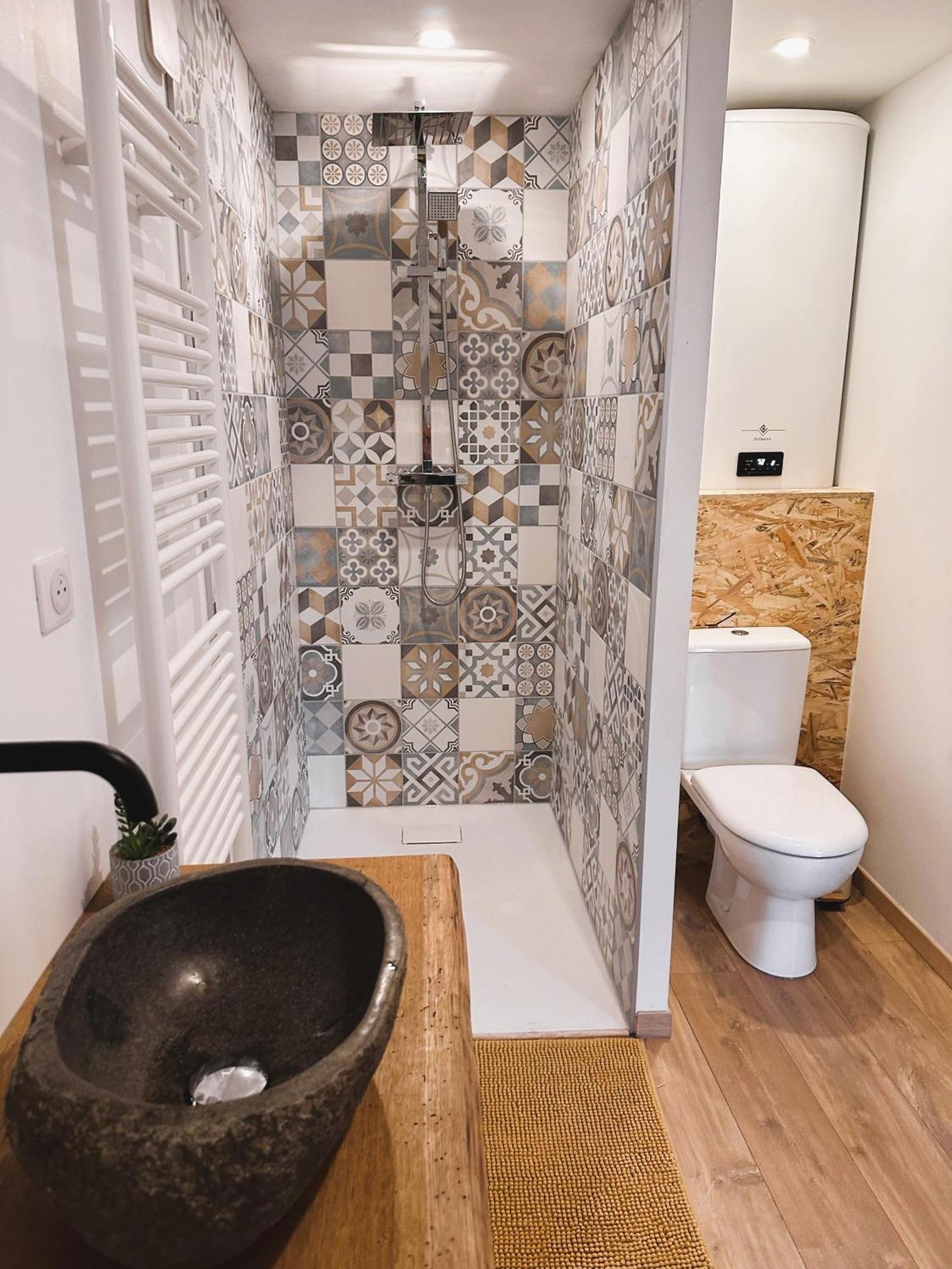 Les Remparts Apartment Langres Bagian luar foto